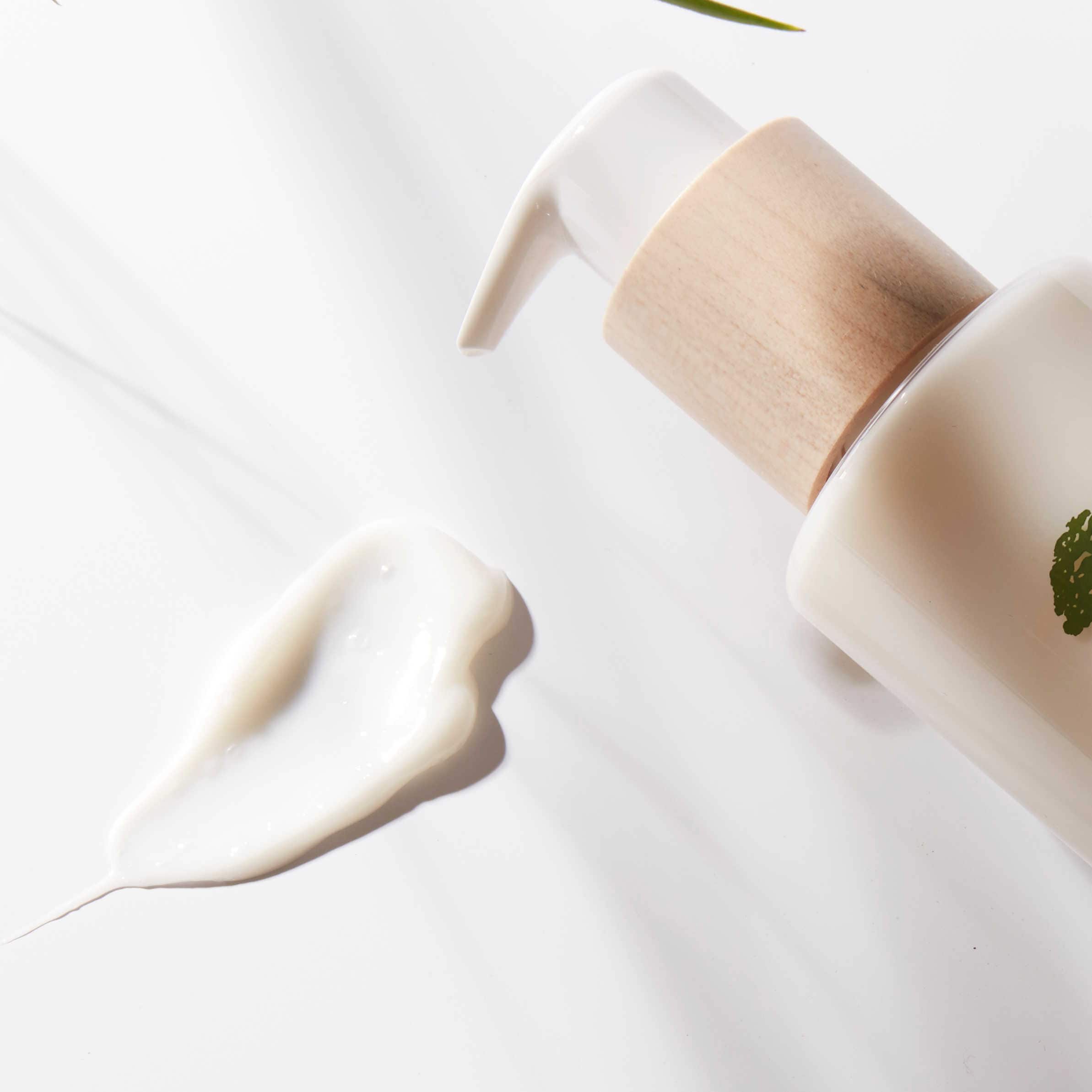 three part harmony64 foaming cream-to-oil cleanser for renewal